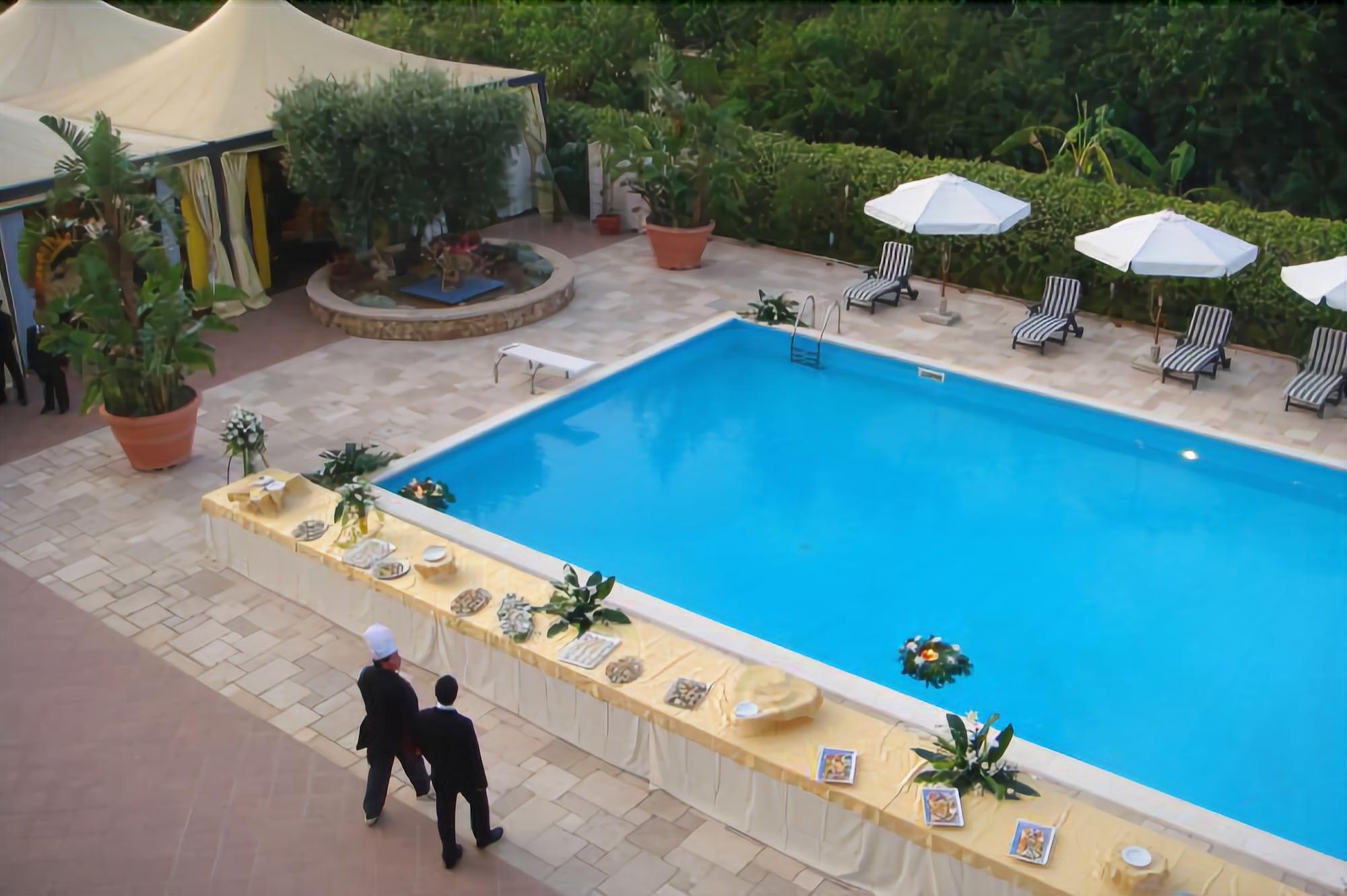 פאלקונה Hotel Delle Palme מראה חיצוני תמונה