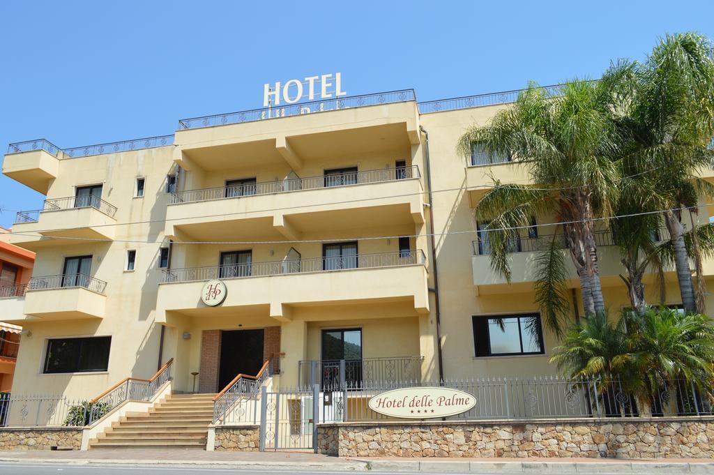 פאלקונה Hotel Delle Palme מראה חיצוני תמונה