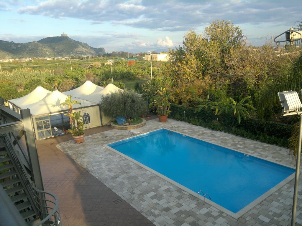 פאלקונה Hotel Delle Palme חדר תמונה